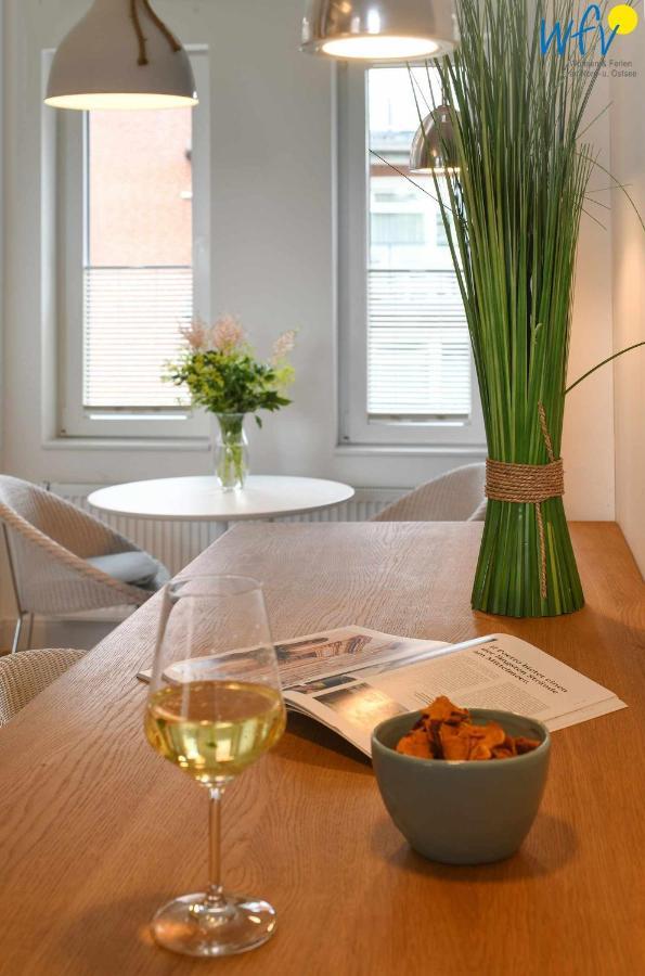 Haus Inselrose Ferienwohnung Wildrose Йюст Экстерьер фото
