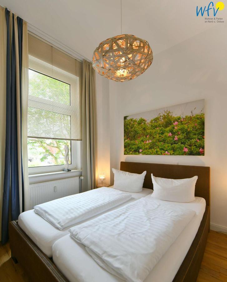Haus Inselrose Ferienwohnung Wildrose Йюст Экстерьер фото