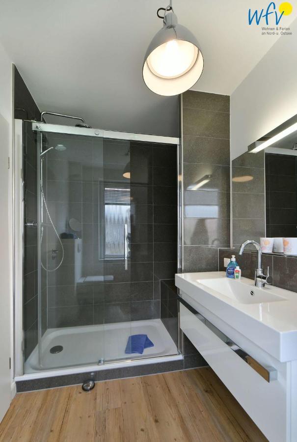 Haus Inselrose Ferienwohnung Wildrose Йюст Экстерьер фото